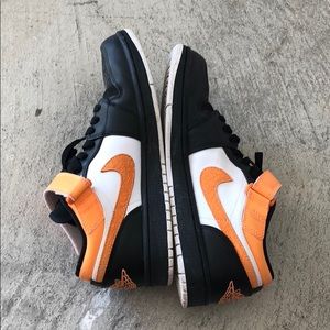 Air Jordan’s Nike Jordan orange black men’s shoes